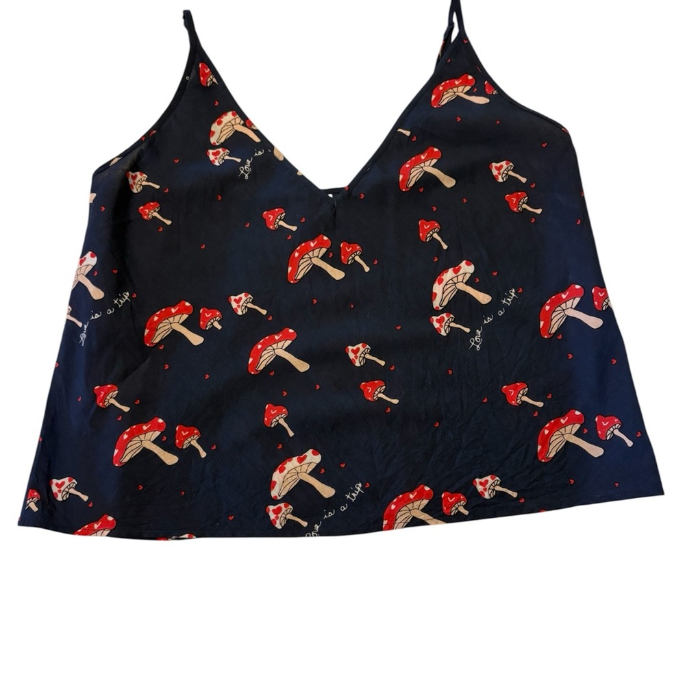 Only Hearts Navy and Red Mushroom tank L
